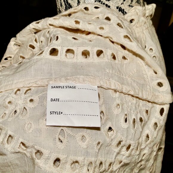 RARE-Spell and the Gypsy Collective Fairytale Anglaise Gown-SAMPLE Gown - Picture 5 of 8